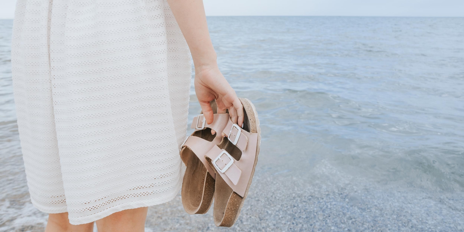 Top 8 những đôi dép nữ thoải mái nhất cho chuyến đi mùa hè sắp đến của bạn